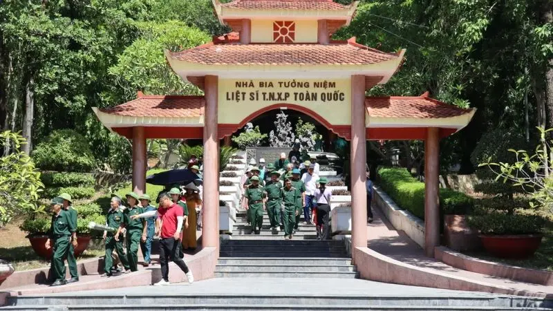 Khu di tích ngã ba Đồng Lộc ở đâu? Hướng dẫn chi tiết từ A-Z