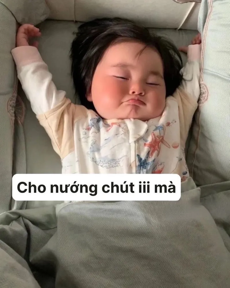 Avatar meme em bé cute hài hước tạo sự chú ý mạnh mẽ và dễ dàng thu hút người xem.