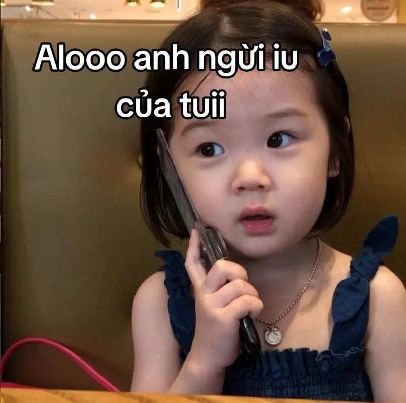 Ảnh meme em bé cố chữ với những câu nói hài hước luôn thu hút sự chú ý trên mạng xã hội.