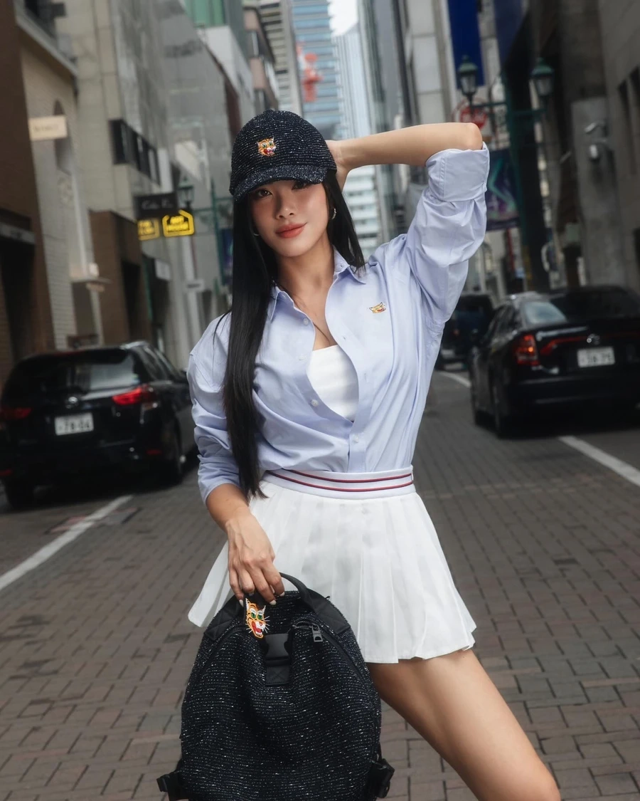 Kim Duyên Miss Supranational 2022 chinh phục khán giả bằng tài năng và vẻ đẹp kiêu sa.