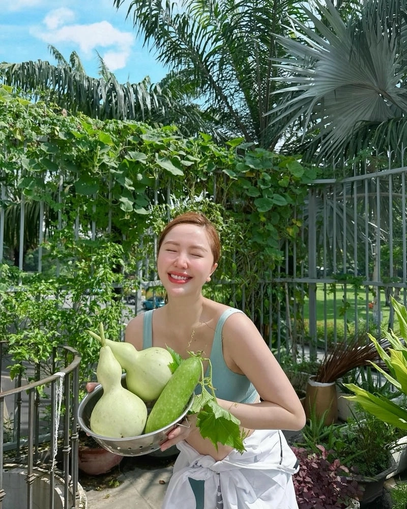 Nét đẹp trưởng thành Bảo Thy 2010