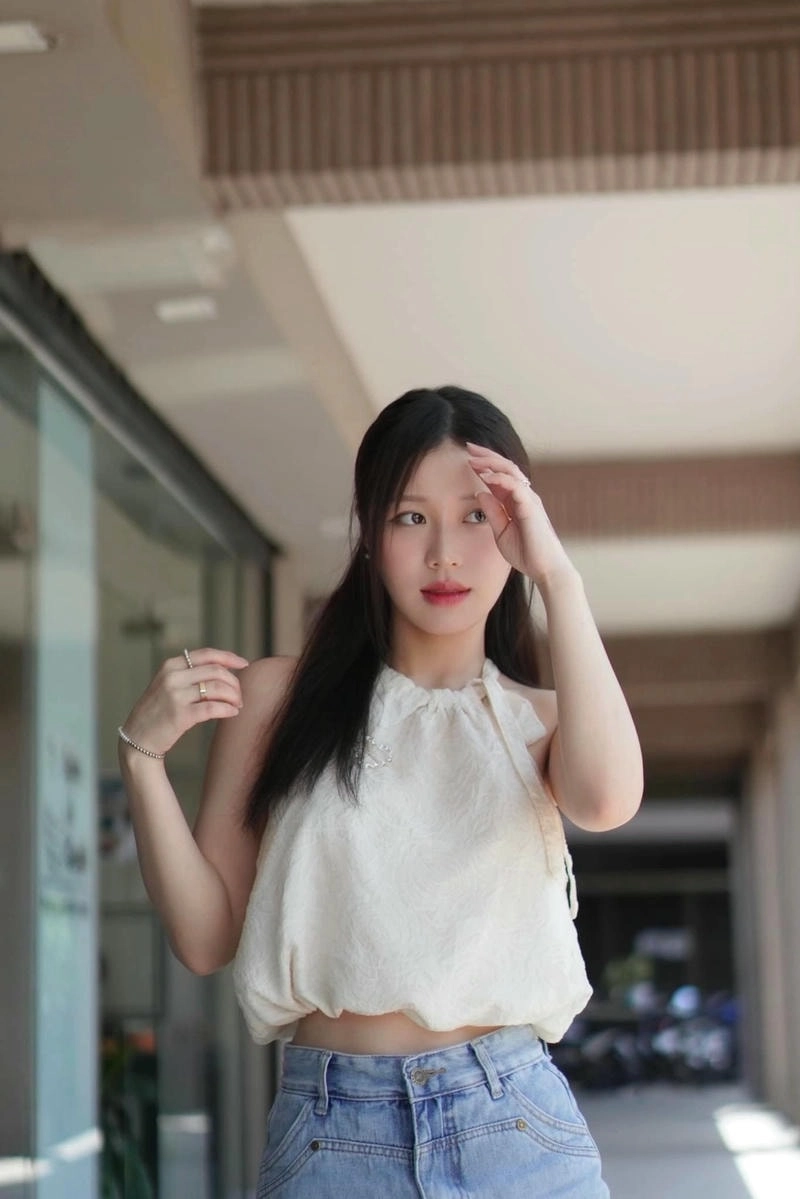 Tận cùng nỗi nhớ Han Sara mang đến không gian âm nhạc lắng đọng