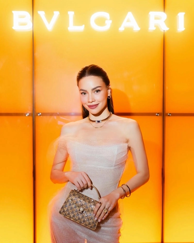 Phiên bản Hồ Ngọc Hà Remix đầy sôi động