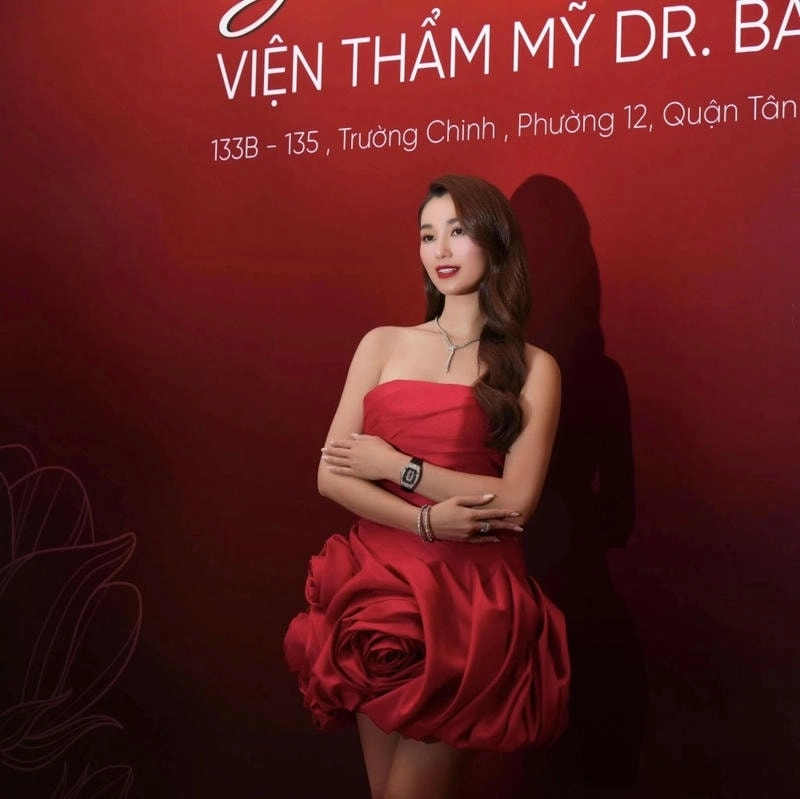 Lùm xùm Khánh My và Trường Giang trở lạiLùm xùm Khánh My và Trường Giang trở lại