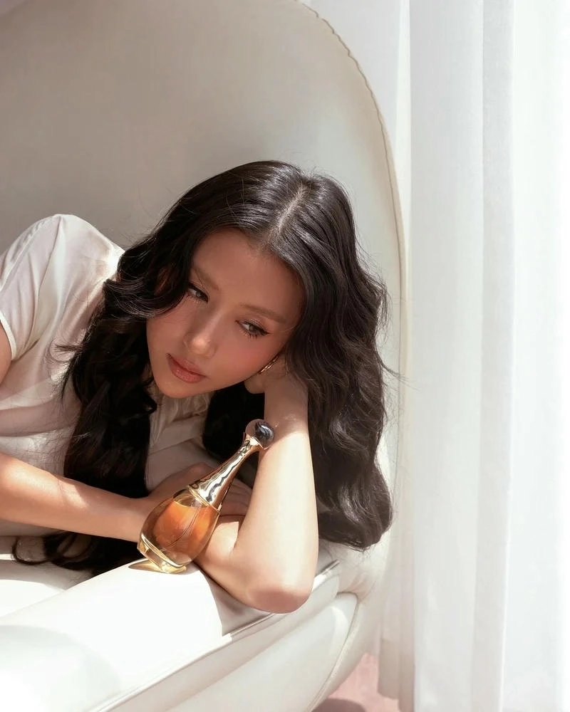 Sự thật về Quỳnh Anh Shyn phẫu thuật