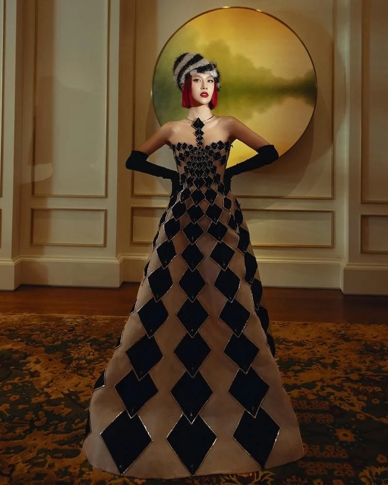 Quỳnh Anh Shyn nổi bật trong 5S Online