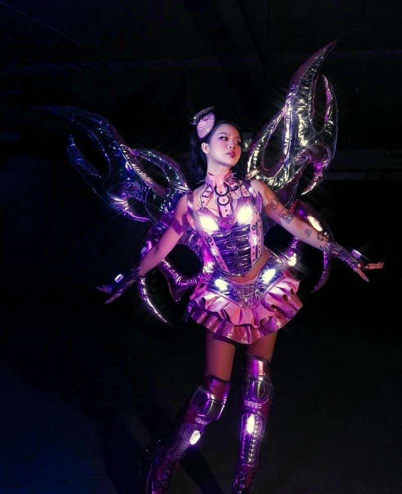 Top hit trong các bài hát trong Tlinh