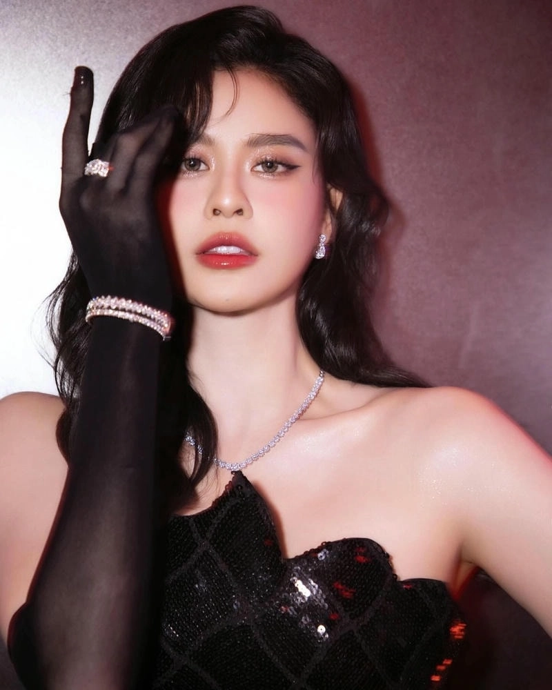 Hình ảnh Trương Quỳnh Anh ngày xưa dễ thương