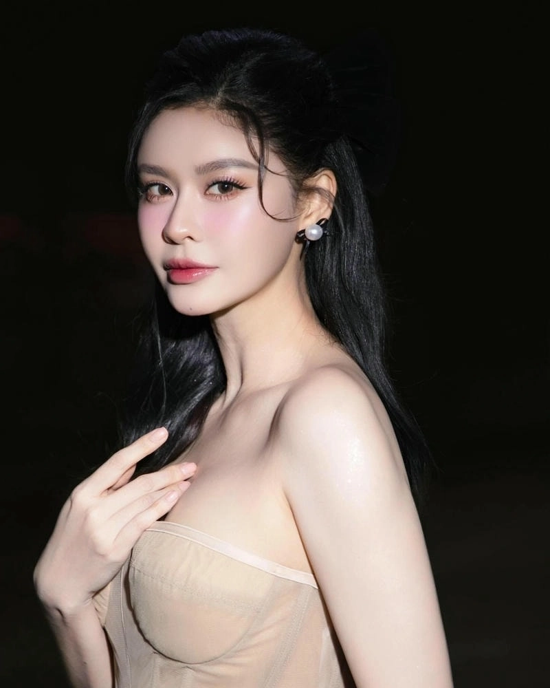 Mãn nhãn với màn trình diễn Trương Quỳnh Anh live