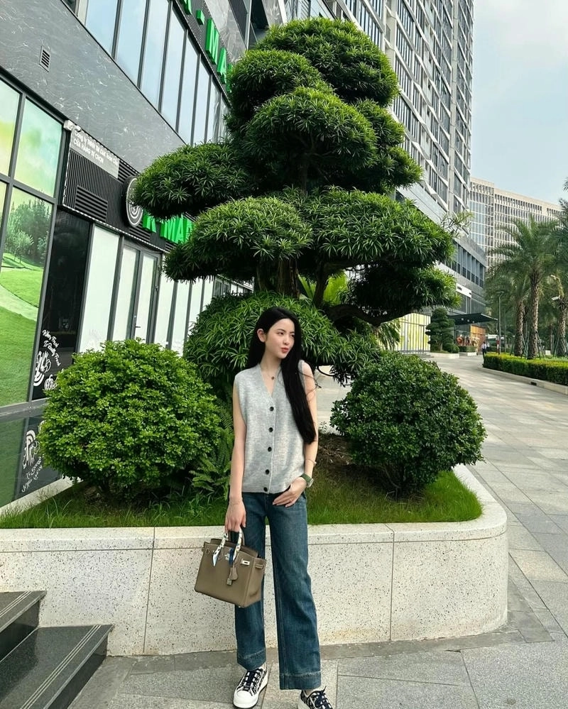 Nghi án liên quan Chu Thanh Huyền bán hàng fake