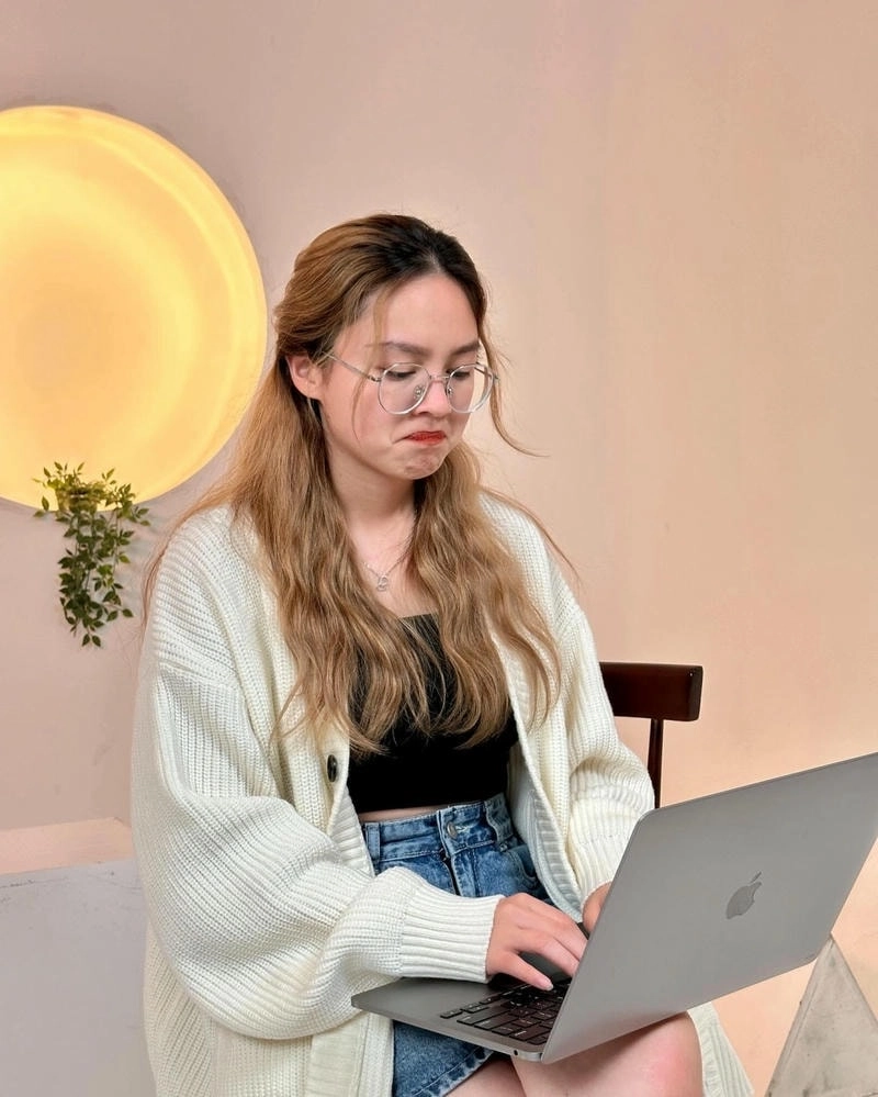 Cặp đôi đẹp Đặng Thu Hà và người yêu cùng lộ diện