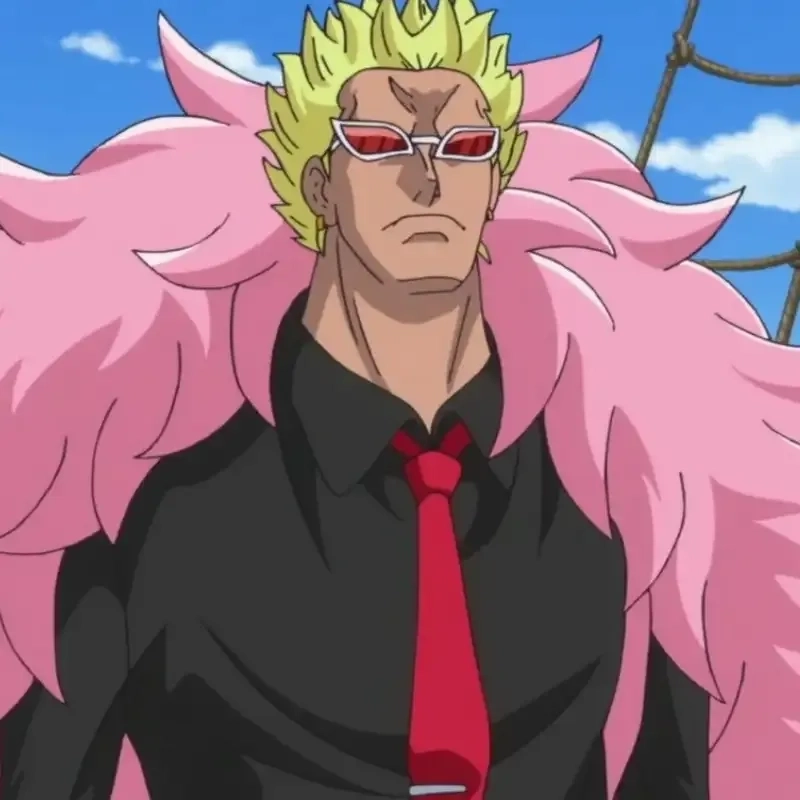 Donquixote Doflamingo cosplay được fan tái hiện hoàn hảo