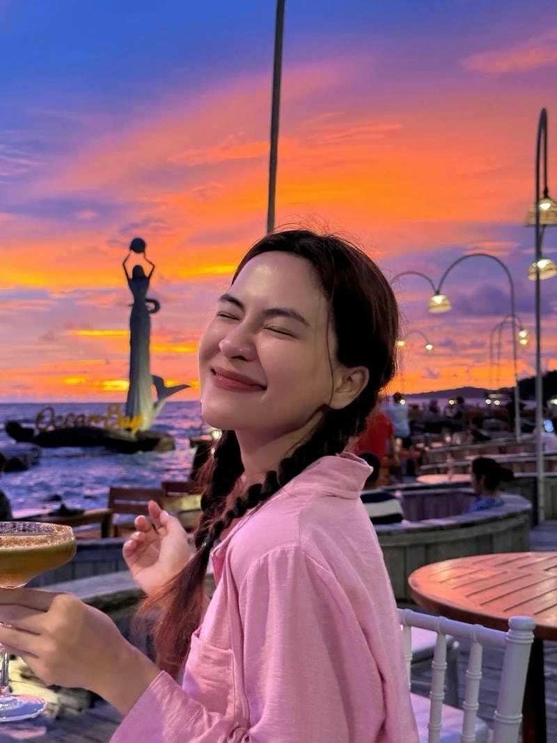 Lời tạm biệt chưa nói Hà Nhi khiến fan thổn thức