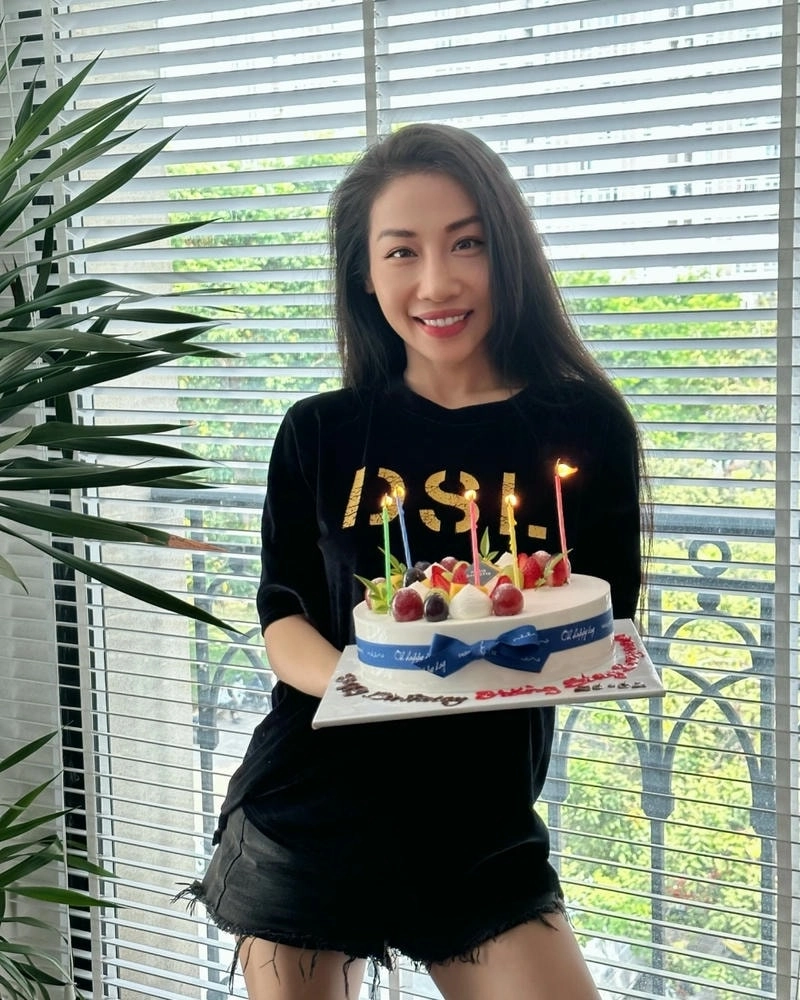 Sức hút từ Thu cuối Mr T x Yanbi x Hằng Bingboong không giảm