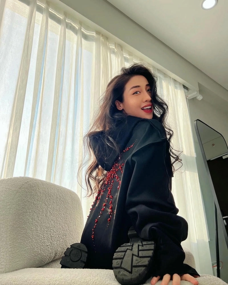 Bạn đã biết Hằng Bingboong sinh năm bao nhiêu chưa