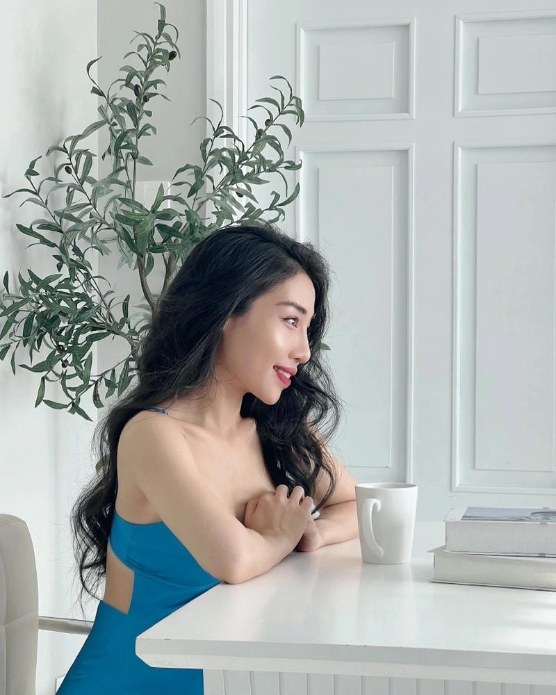 Khám phá Hằng Bingboong phong cách thời trang độc đáo và cuốn hút