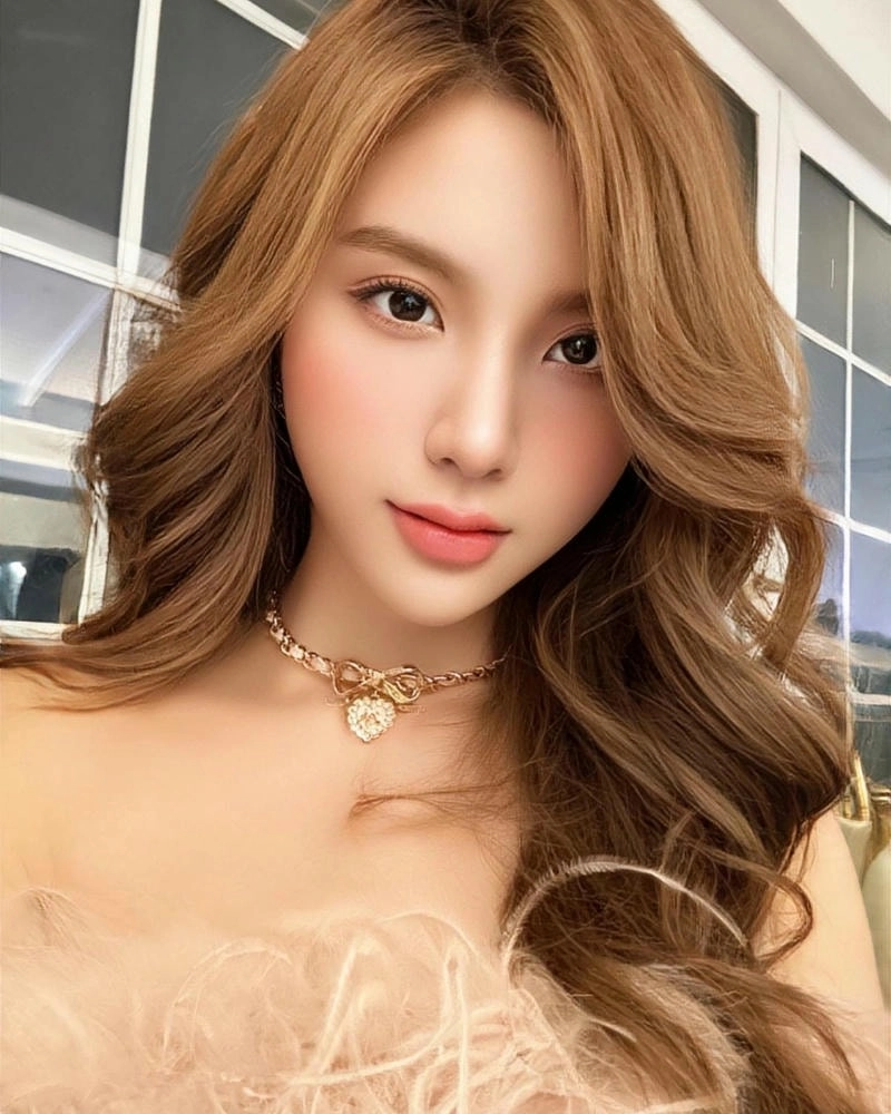 CEO Vương Long chồng Hạnh Sino được ngưỡng mộ