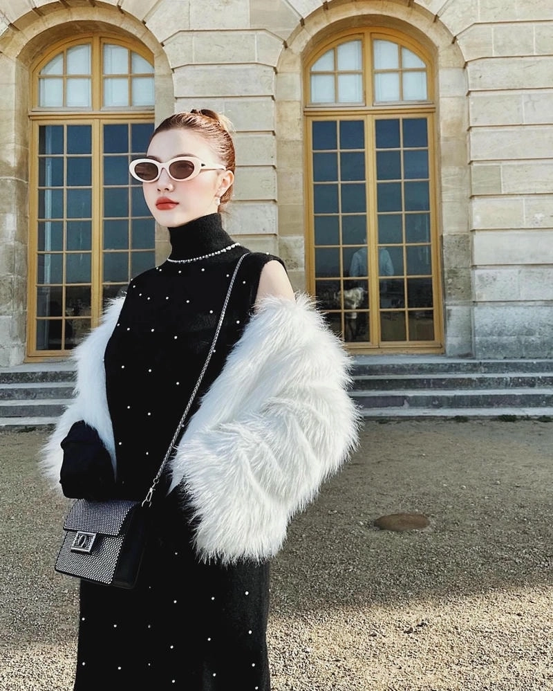 Hạnh Sino cao bao nhiều khiến nhiều người bất ngờ