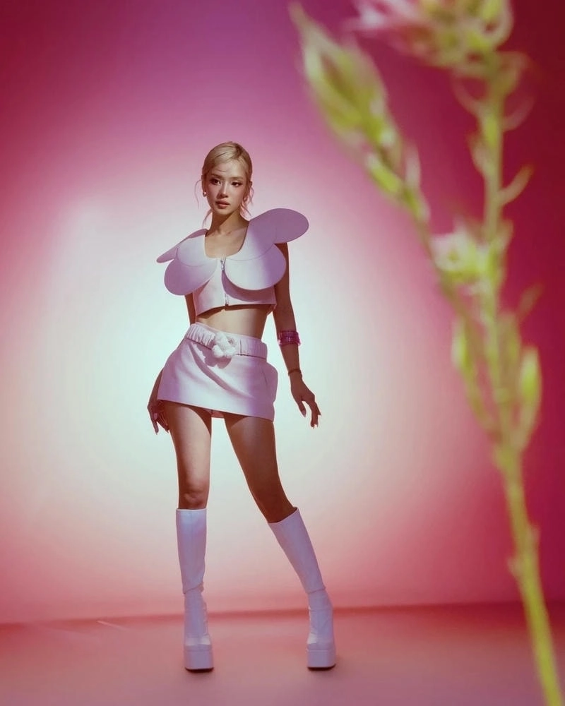 MV Hoàng Yến Chibi đẹp như tranh vẽ