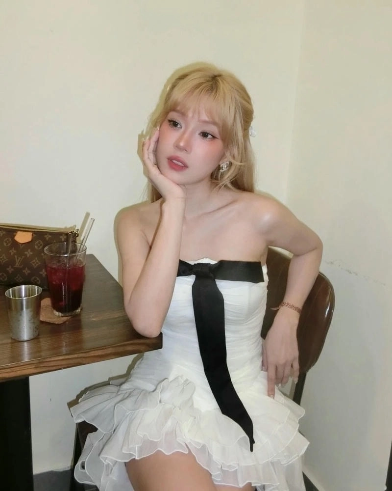 Ảnh hồi nhỏ của Hoàng Yến Chibi dễ thương