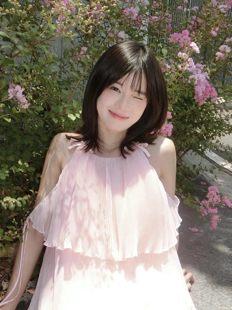 Loạt MV hot của Hoàng Yến Chibi khiến fan mê