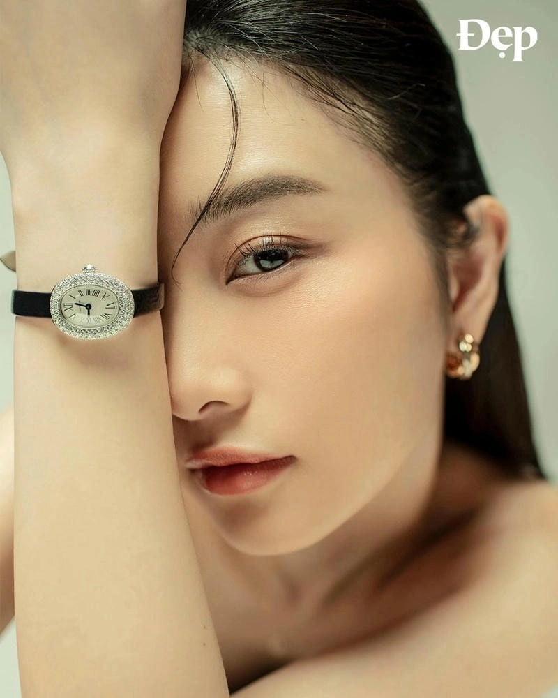 Nhan sắc thời chưa Jun Vũ trước phẫu thuật