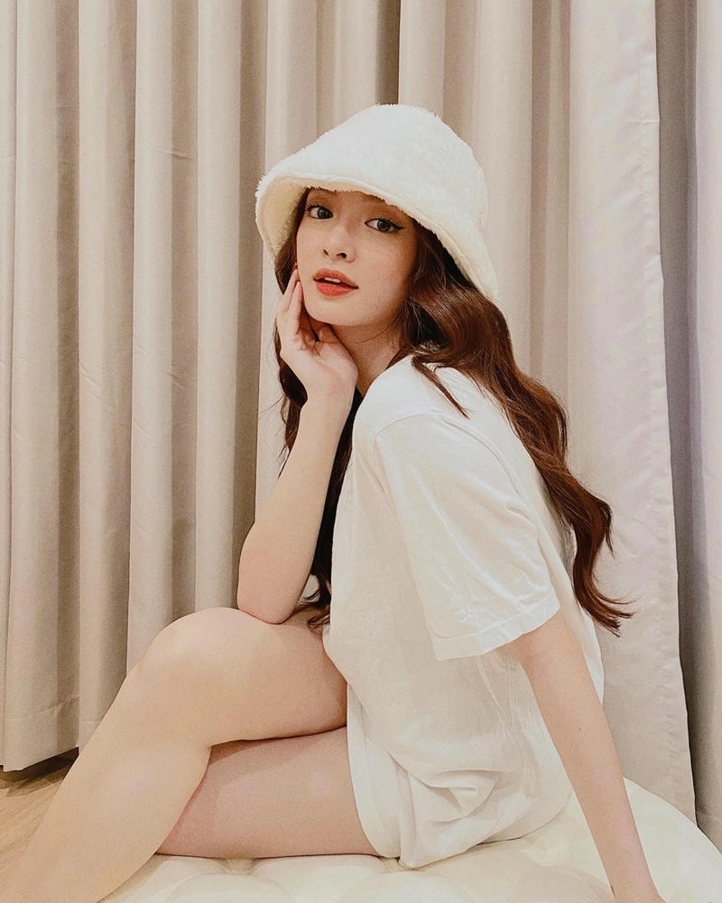 Vẻ ngoài quyến rũ của Kaity Nguyễn body