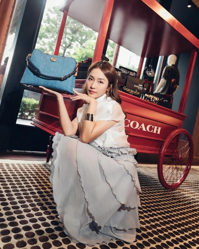 Ngày sinh và quê quán của Khả Ngân bằng ảnh