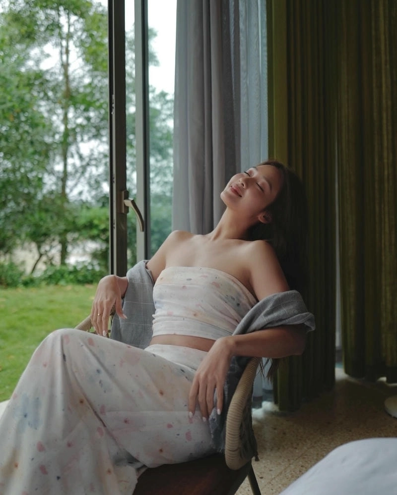 Hình ảnh Khả Ngân nổi bật trong phim