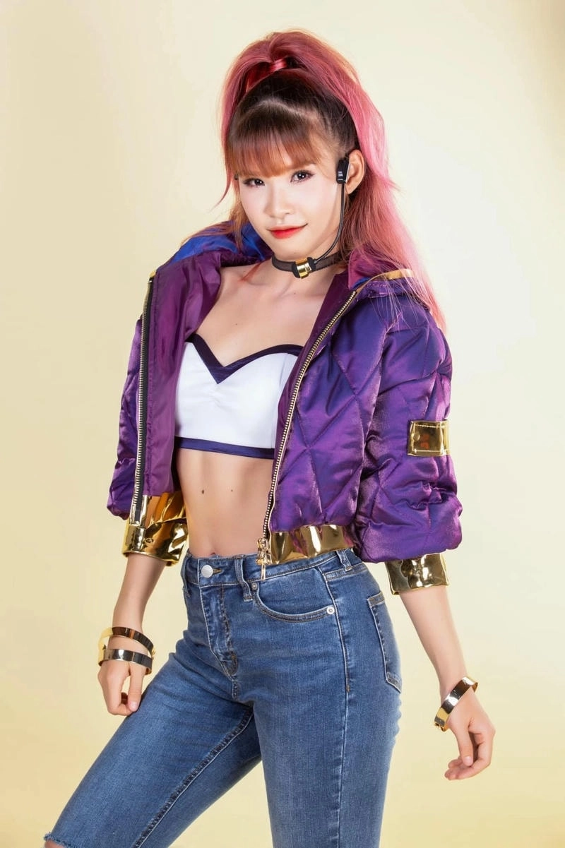 Phong cách cuốn hút của Khởi My dễ thương