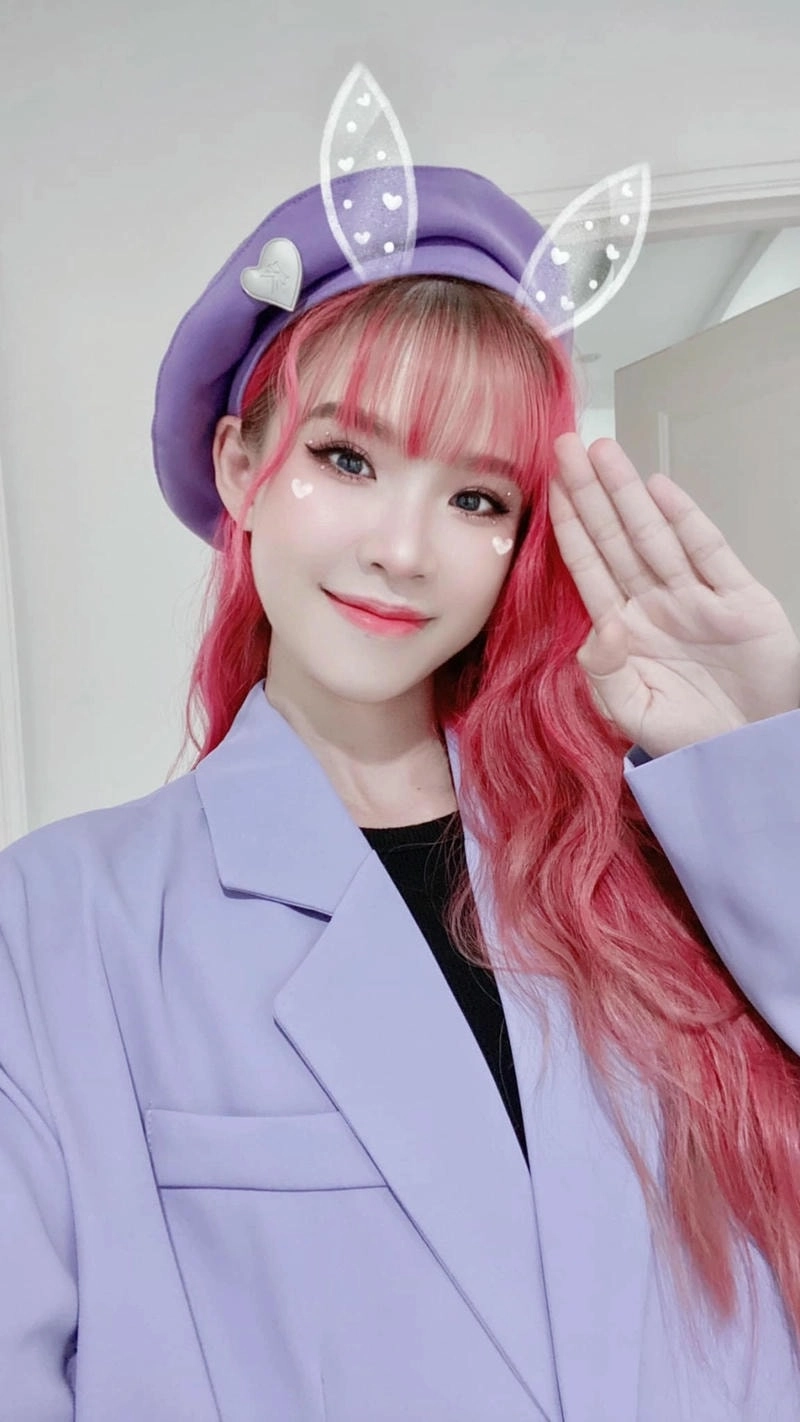 Nghe lại những bản hit trong Khởi My Album