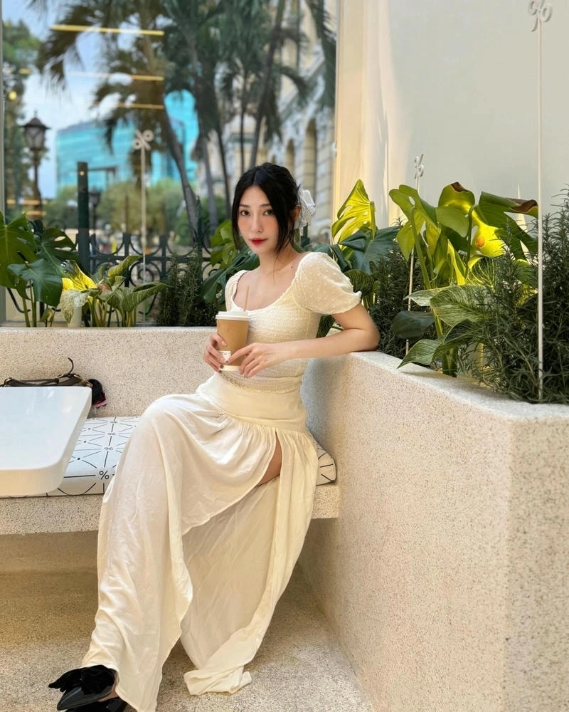 Lời bài hát Khổng Tú Quỳnh nhớ lắm khiến người nghe rung động