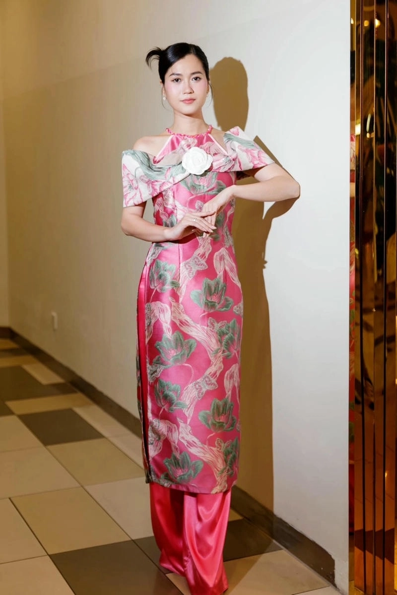 Bạn đoán đúng Lâm Vỹ Dạ Năm Nay Bao Nhiêu Tuổi chưa