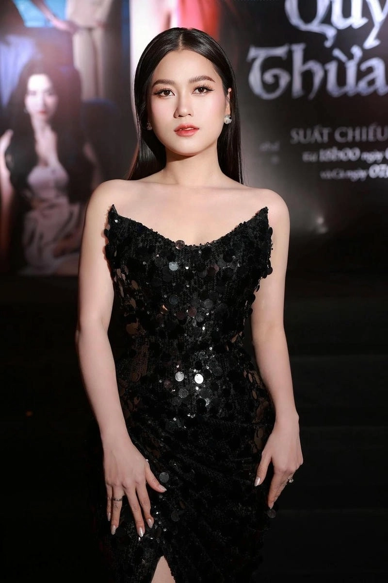 Ảnh hồi nhỏ của Lâm Vỹ Dạ Ngày Xưa