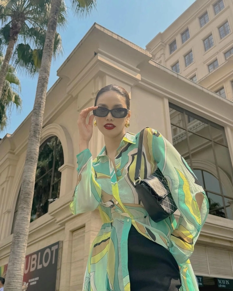 Toàn cảnh sự nghiệp Lan Khuê profile