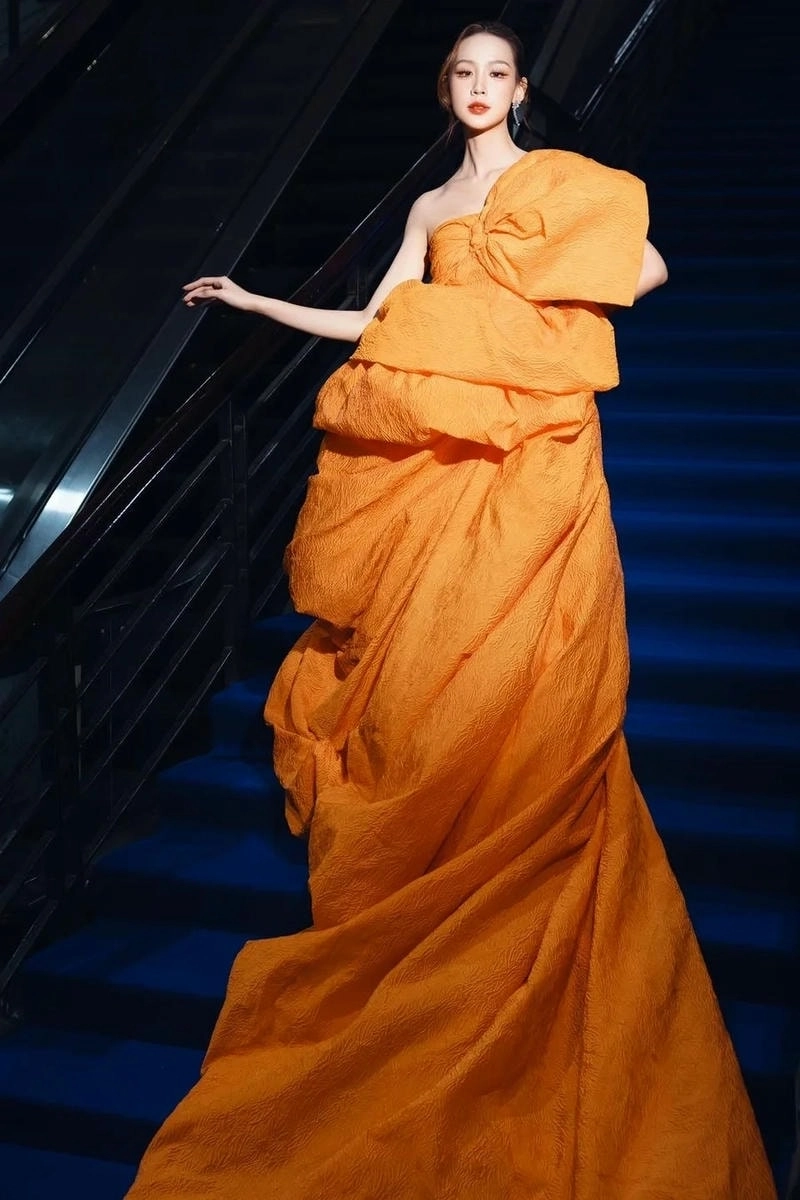 Lê Nguyễn Bảo Ngọc sinh ra tại Cần Thơ