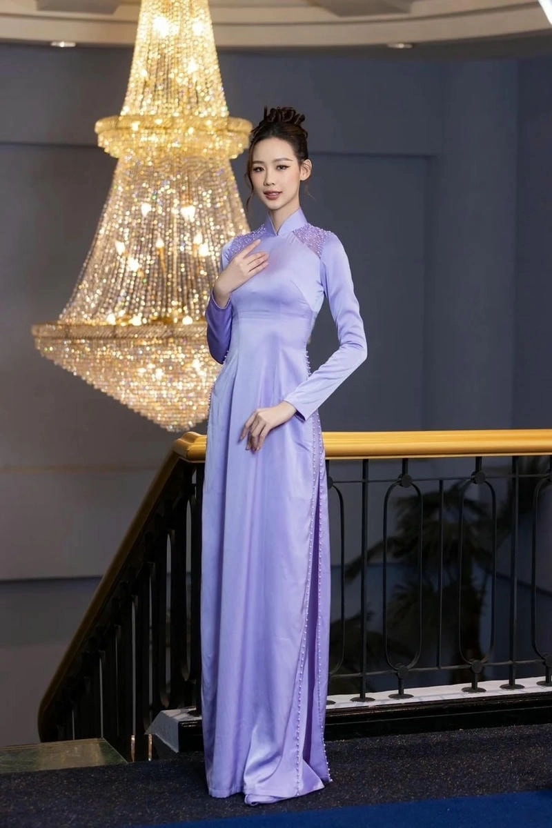 Phong cách catwalk của Lê Nguyễn Bảo Ngọc chuyên nghiệp