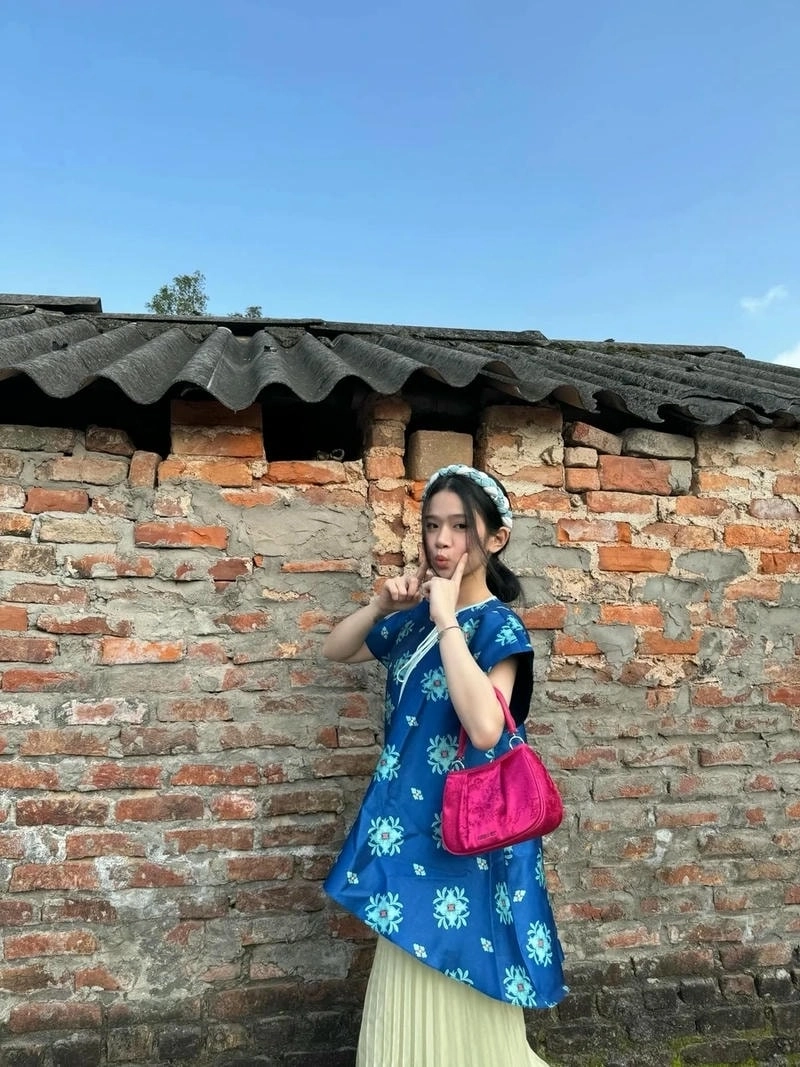 Xem ngay Linh Ka MV với hình ảnh cuốn hút