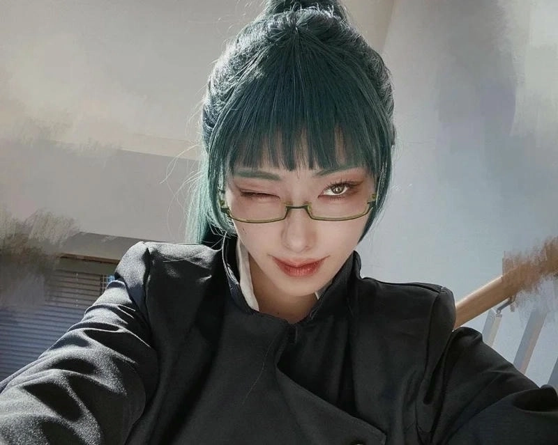 Những màn cosplay siêu chất của Cosplay Maki