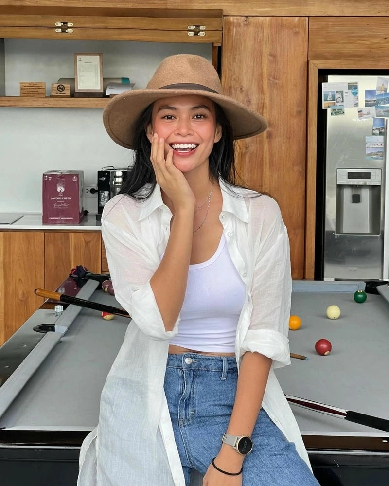 Thần thái khi Mâu Thủy mang bầu gây chú ý