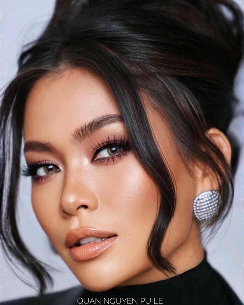 Vẻ đẹp ấn tượng của Mâu Thủy MV mới phát hành