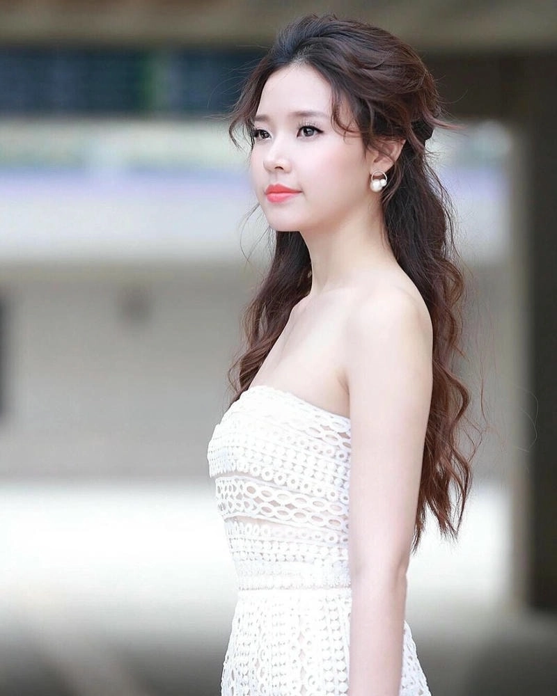 Khám phá sự nghiệp và đời tư Midu là ai