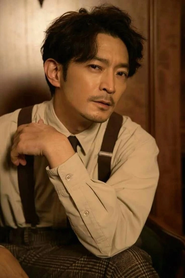 Bộ đôi Nanami and Gojo luôn nổi bật