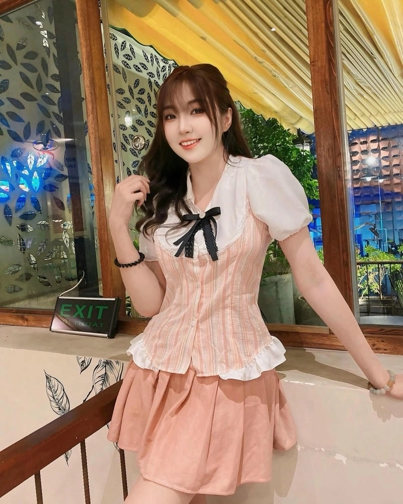 Nghe Như Hexi Cấm khiến người nghe t&ograve; m&ograve;