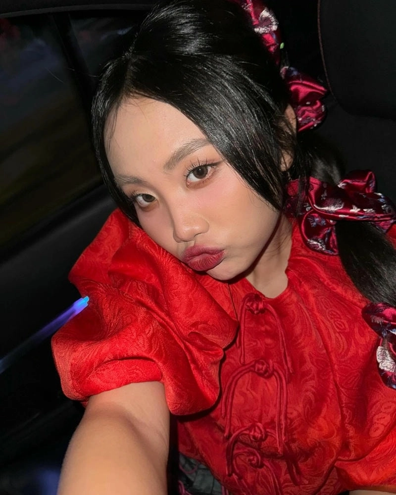 Nam Quốc Sơn Hà Phương Mỹ Chi hào hùng và trang trọng