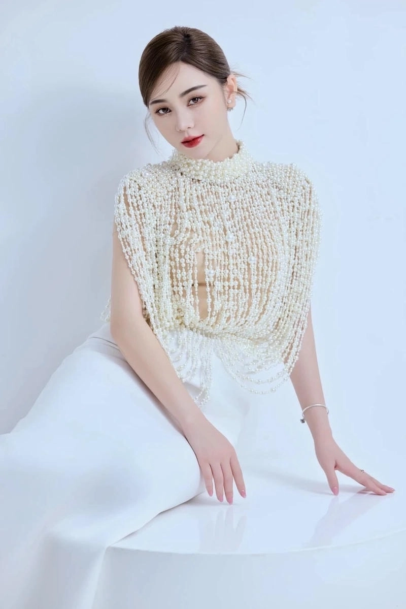 Quỳnh Kool vướng tin đồn thẩm mỹ