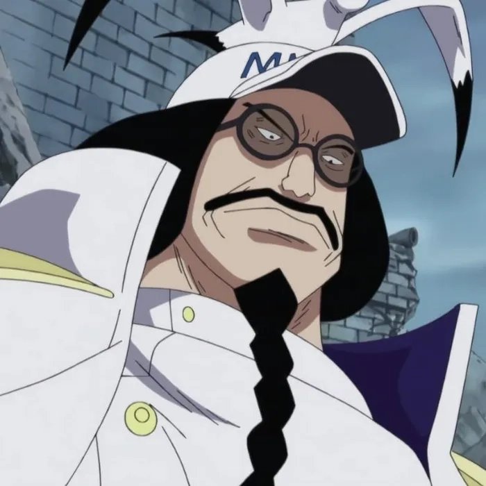 Cuộc đụng độ Blackbeard vs Sengoku nảy lửa