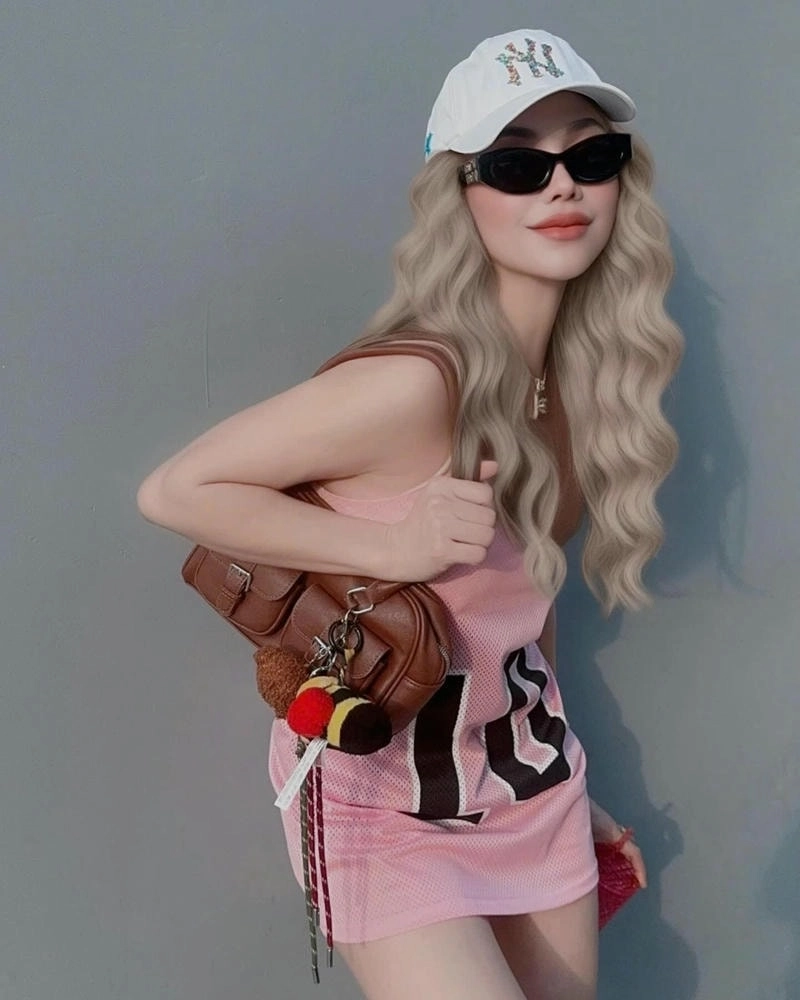 Tài khoản chính thức Trà Ngọc Hằng Instagram