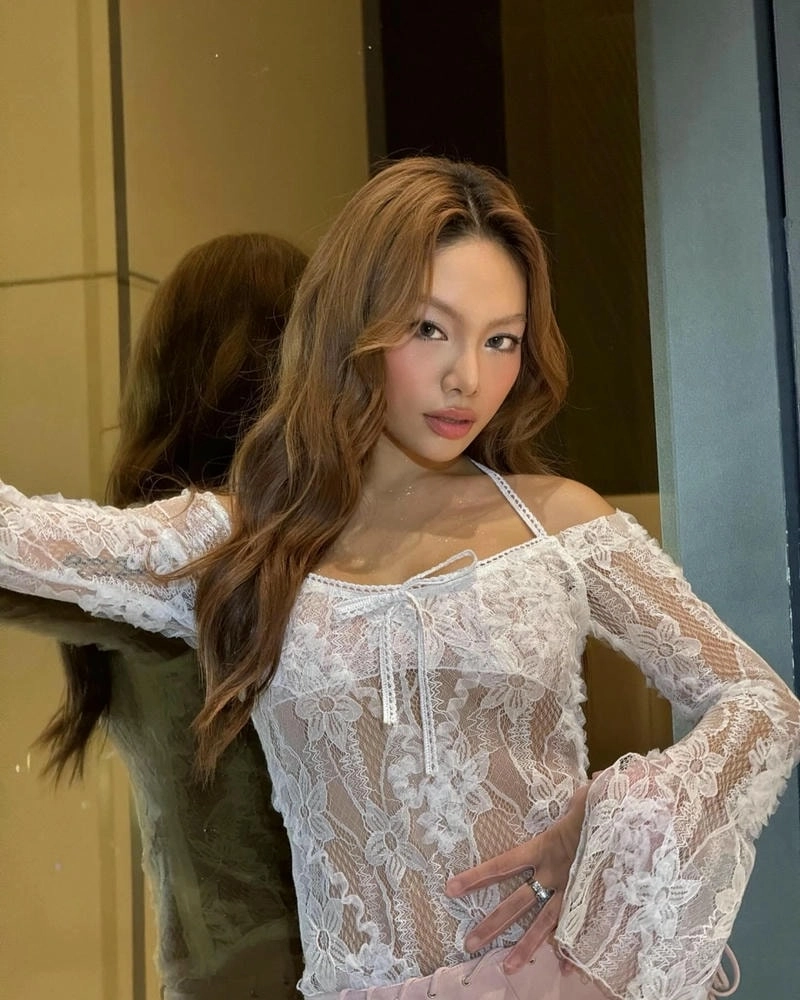 Các bài hát trong Vũ Thảo My gây nghiện