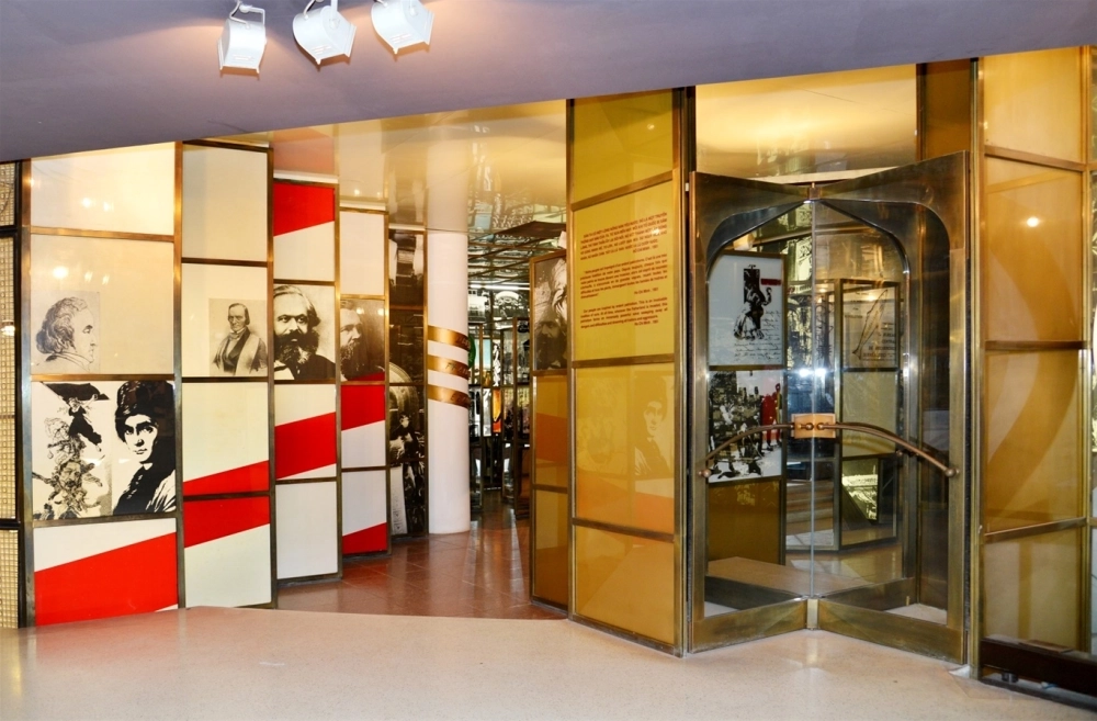 Bạn đang tìm Bảo tàng Hồ Chí Minh địa chỉ chính xác nhất